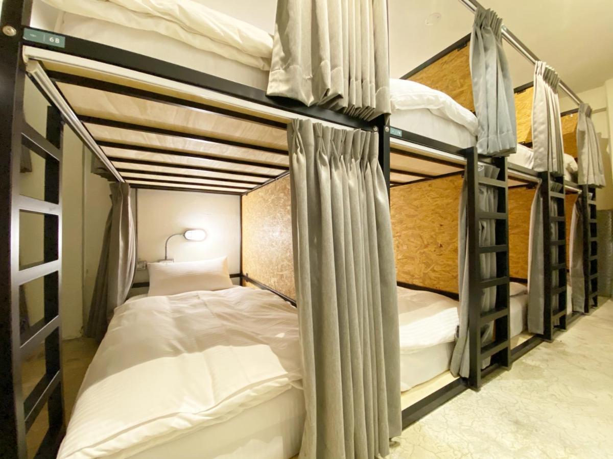 Fengjia Living Lab Hostel Taichung Extérieur photo